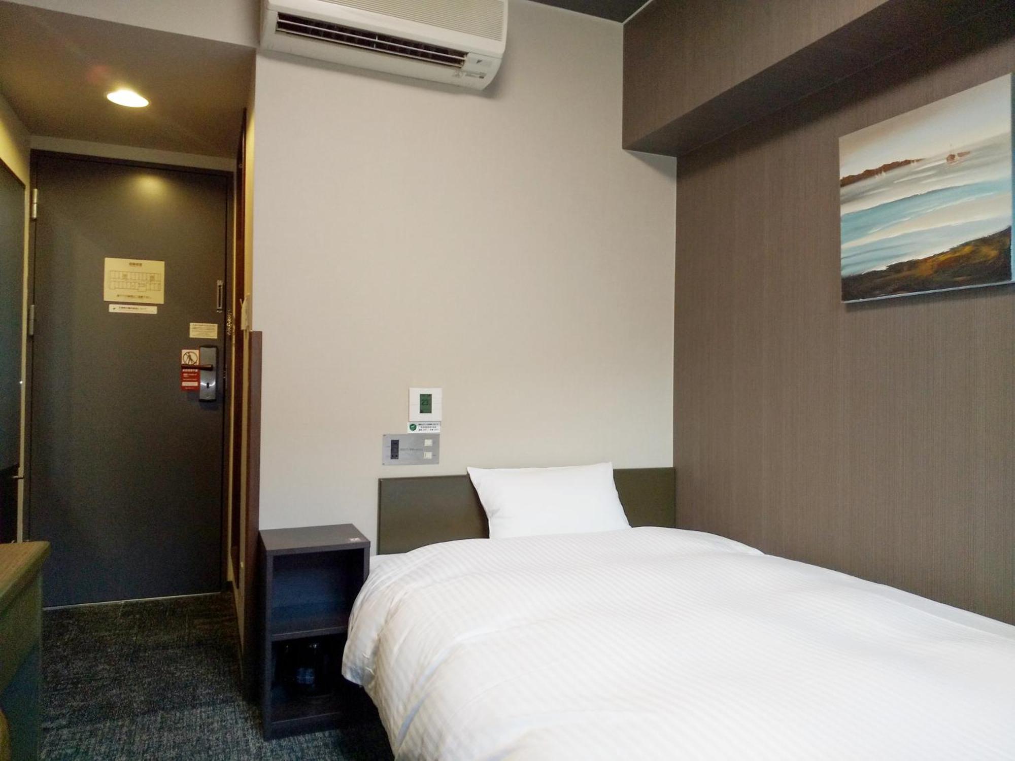 Hotel Route-Inn Gifukencho Minami Экстерьер фото